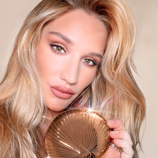 Charlotte Tilbury Airbrush Bronzer 02 Medium - Matte Airbrush Bronzer Charlotte Tilbury