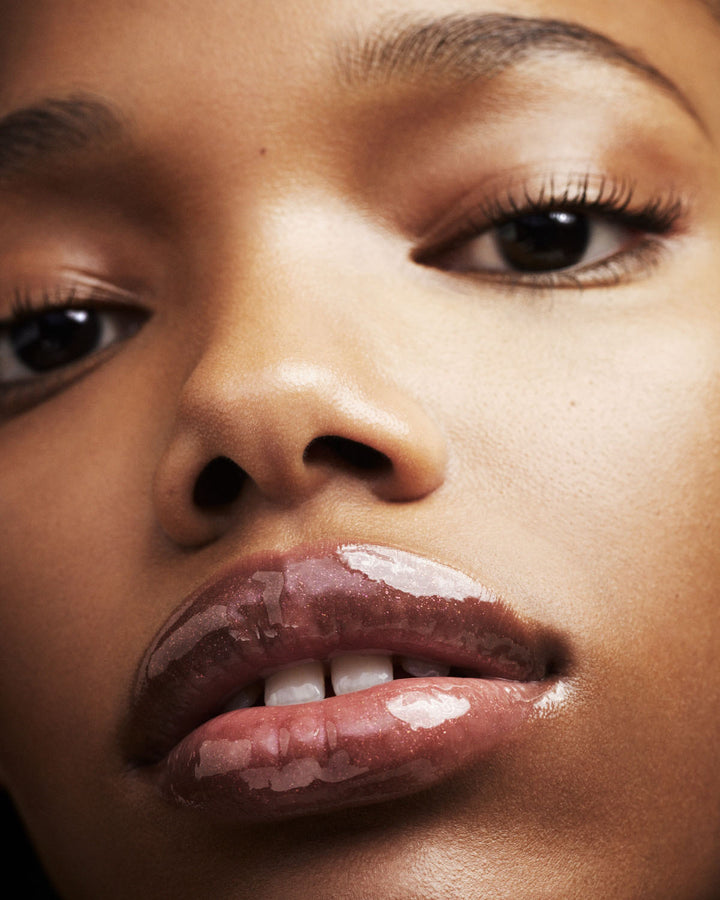 FENTY BEAUTY Gloss Bomb Universal Lip Luminizer - Hot Chocolit Fantasy 09 Fenty Beauty by Rihanna