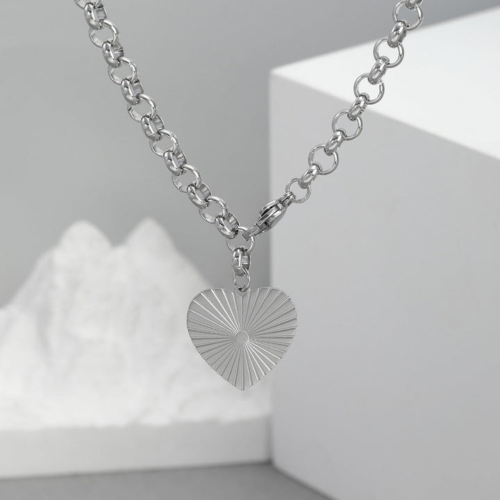 Cross-border e-commerce wholesale stainless steel triangle adjustable necklace is fashionable, simple and versatile, and the design does not fade 36 Glossy.pk