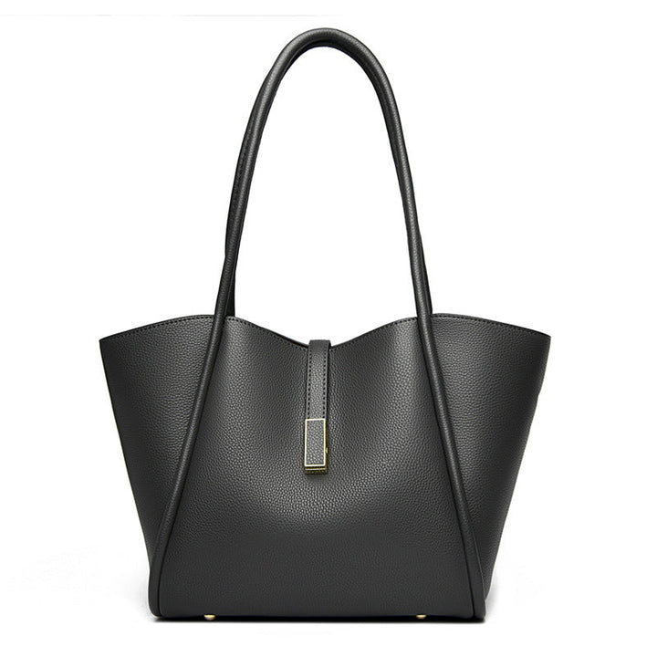 New 2024 Genuine Leather Tote Bag Commuter Large Capacity Classic Versatile Portable Large Capacity Crossbody Bag for Commuters Glossy.pk