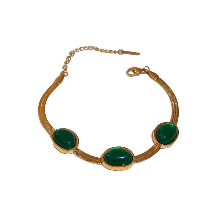 European and American wholesale blade chain retro emerald temperament versatile niche fashion clavicle chain luxury necklace light luxury Glossy.pk