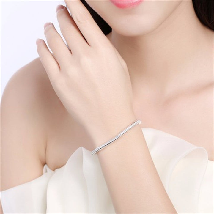 In China and Europe European and American popular jewelry simple silver-plated snake chain bracelet AliExpress 3MM snake bone bracelet manufacturers wholesale
