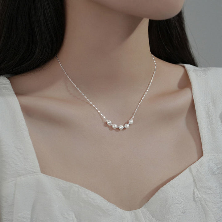 2024 new titanium steel necklace niche high-end light luxury clavicle chain fashion versatile smile pearl necklace women's summer Glossy.pk