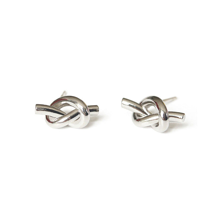 European and American simple design, knotted, entangled, twisted, small studs, niche, delicate, retro, high-end, silver needle earrings, women Glossy.pk