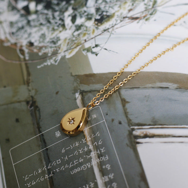 Water Drop Eight Star Gemstone Necklace Clavicle Chain Titanium Steel Plated 18K Gold Sweater Chain Niche Design Jewelry Pendant Glossy.pk