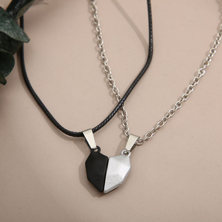 temu cross-border hot selling black and white love pendant, wishing stone pendant necklace, wax rope, personalized heart-shaped couple necklace