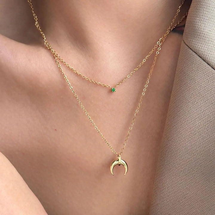 High-grade niche green diamond horn inverted crescent moon double moon stacked clavicle chain necklace female plated 18K gold does not fade