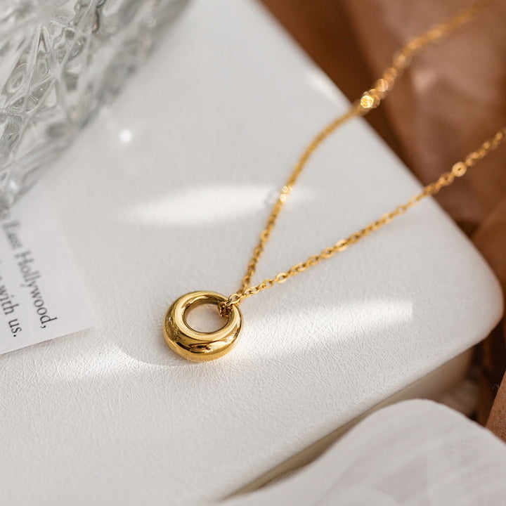 Titanium steel does not fade INS niche simple high-end sense 18K gold geometric circle necklace women's light luxury exquisite clavicle chain Glossy.pk