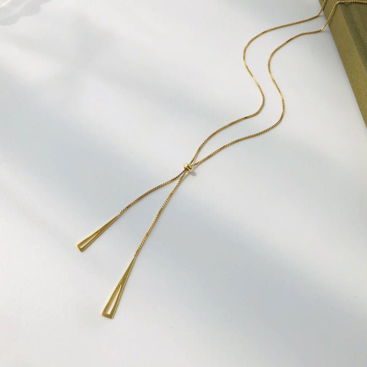 The best-selling titanium steel in Europe and the United States does not fade tassel pull-out light luxury necklace, women's tide Internet celebrity clavicle chain is niche and simple Glossy.pk
