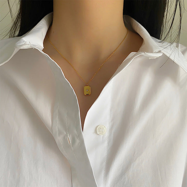 Water Drop Eight Star Gemstone Necklace Clavicle Chain Titanium Steel Plated 18K Gold Sweater Chain Niche Design Jewelry Pendant Glossy.pk