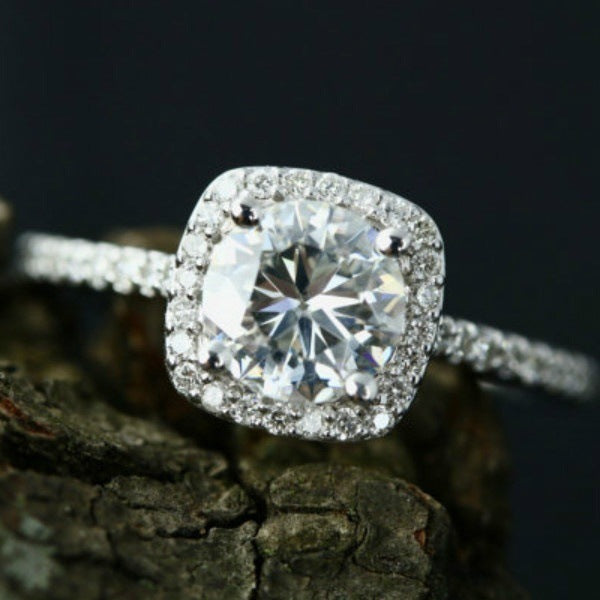 Zhongyi wish hot sale platinum plated eight hearts and eight arrows simulation full diamond ring Europe and the United States hot sale micro inlaid zircon ring Glossy.pk