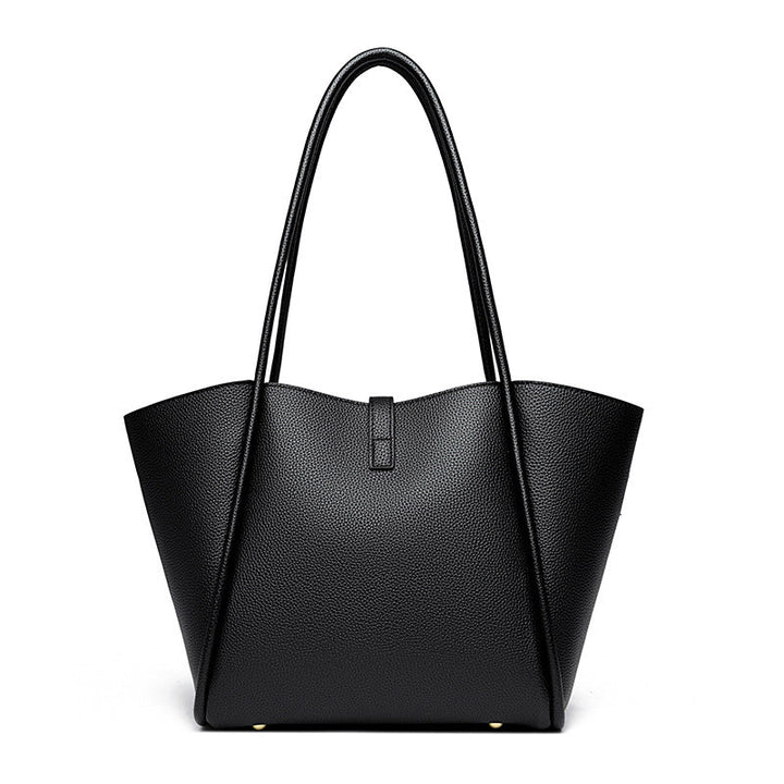 New 2024 Genuine Leather Tote Bag Commuter Large Capacity Classic Versatile Portable Large Capacity Crossbody Bag for Commuters Glossy.pk
