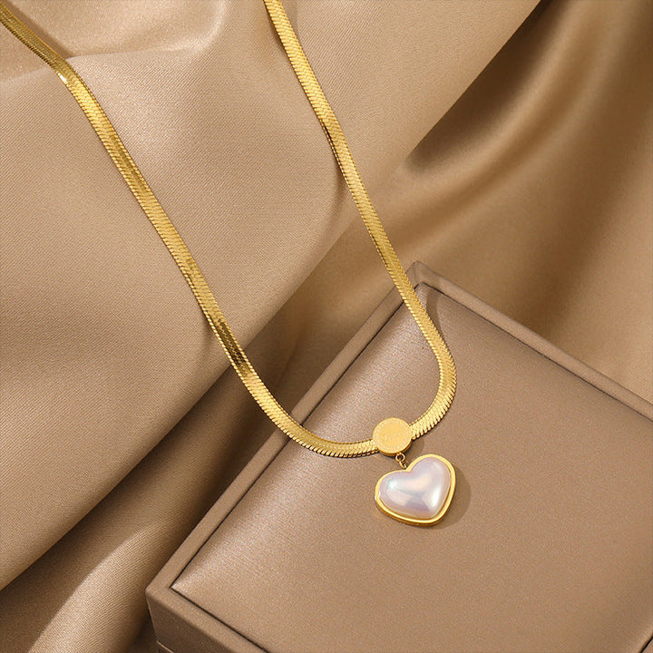 Europe and the United States Cross-border Wholesale Titanium Steel Love Pendant Necklace 2024 New Niche Luxury Clavicle Chain Simple Necklace 39 Glossy.pk