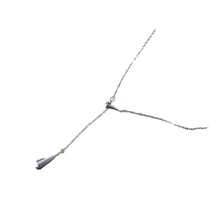 The new popular titanium steel necklace women's light luxury versatile niche pendant clavicle chain necklace high-end design accessories Glossy.pk