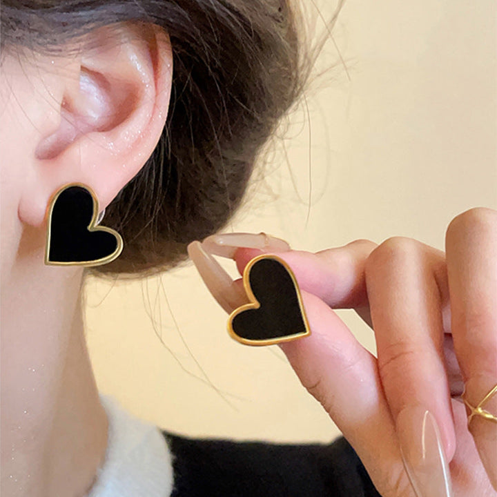 2024 New Love Mother-of-pearl Pendant Special-shaped Unique Black and White Love Necklace Stud Set Temperament Simple Female Glossy.pk