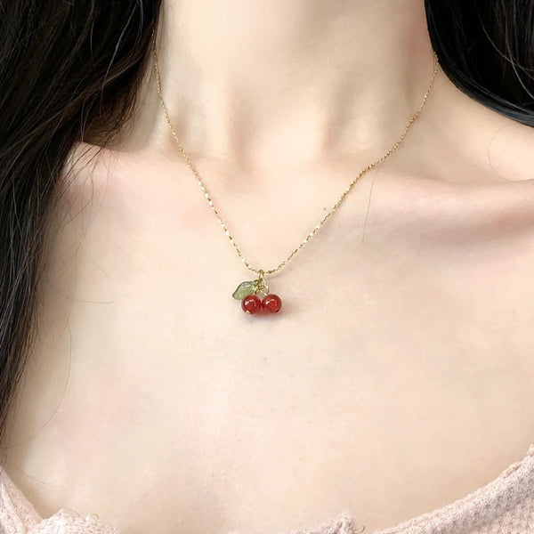 Europe and the United States cross-border wholesale Japan and South Korea sense red cherry pendant necklace women's summer light luxury clavicle chain accessories wholesale