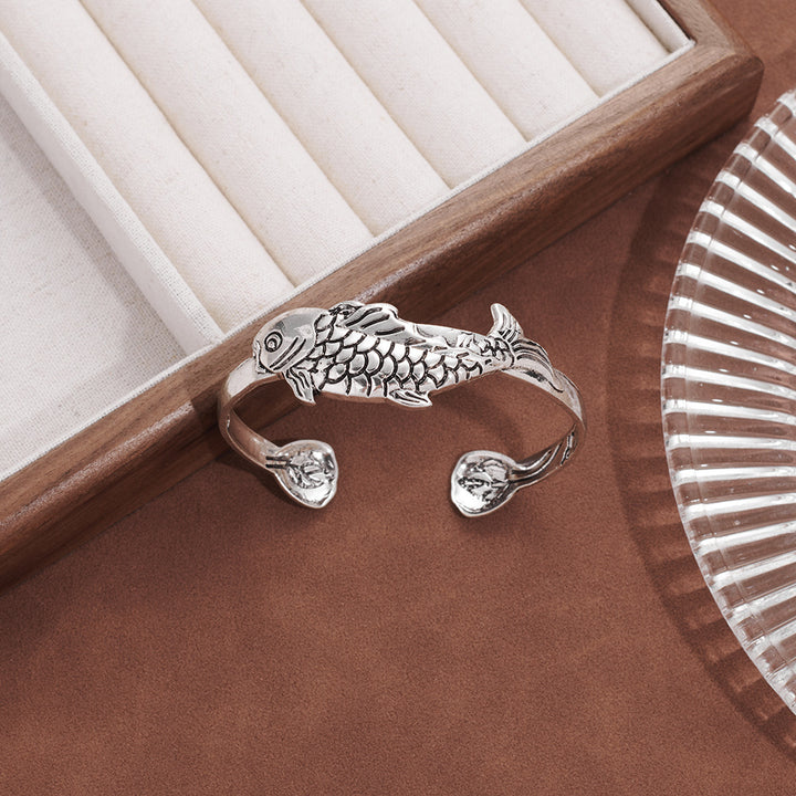 The new carp has a fish opening bracelet every year, ethnic style, old, men's and women's summer fishing companion personality bracelet