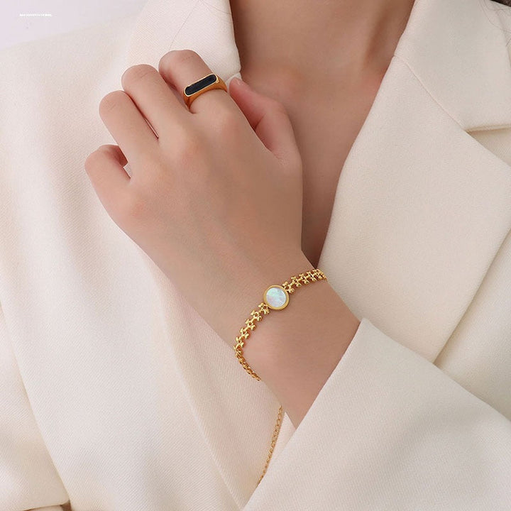 Cross-border, European and American hot-selling style, heart-shaped double-layered new bracelet, stainless steel, fashion hand jewelry, versatile and trendy with 28 Glossy.pk