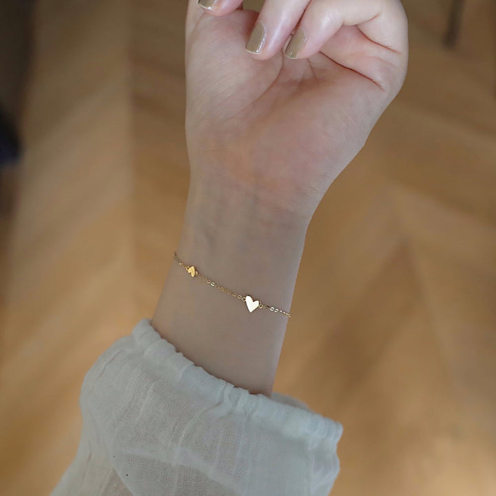 2024 New Niche Simple Love Titanium Steel Bracelet Small Heterosexual Love Necklace Women's Clavicle Chain Light Luxury Glossy.pk