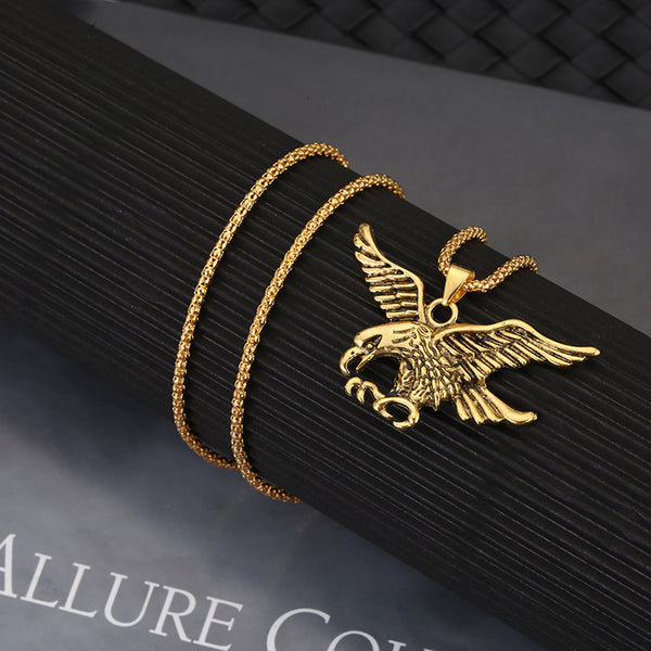 Cross-border hot sale creative eagle necklace alloy made classic logo pendant European and American retro men's and women's ornaments