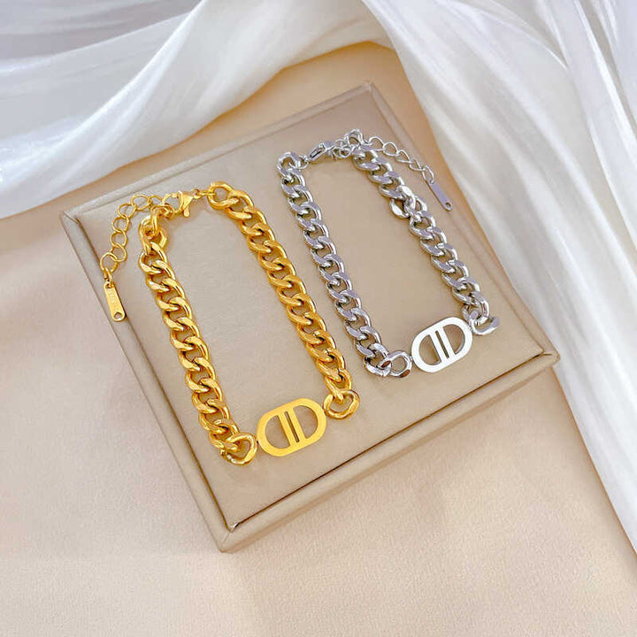 European and American Internet celebrities gold thick chain double D letter titanium steel necklace women's hip-hop personality short clavicle chain versatile jewelry Glossy.pk