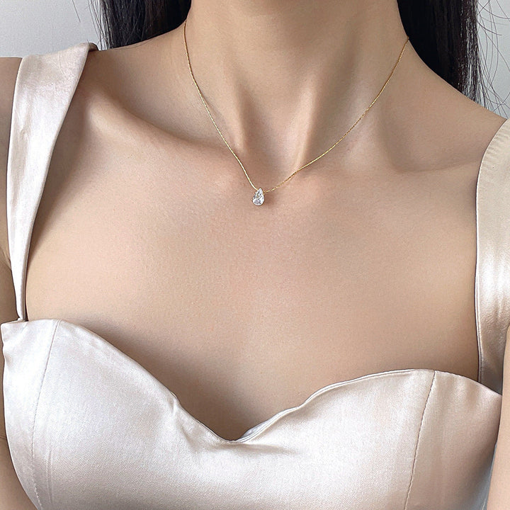 Cross-border wholesale necklace women's non-fading, light luxury titanium steel, new women's niche versatile fashion clavicle chain gold color 33 Glossy.pk