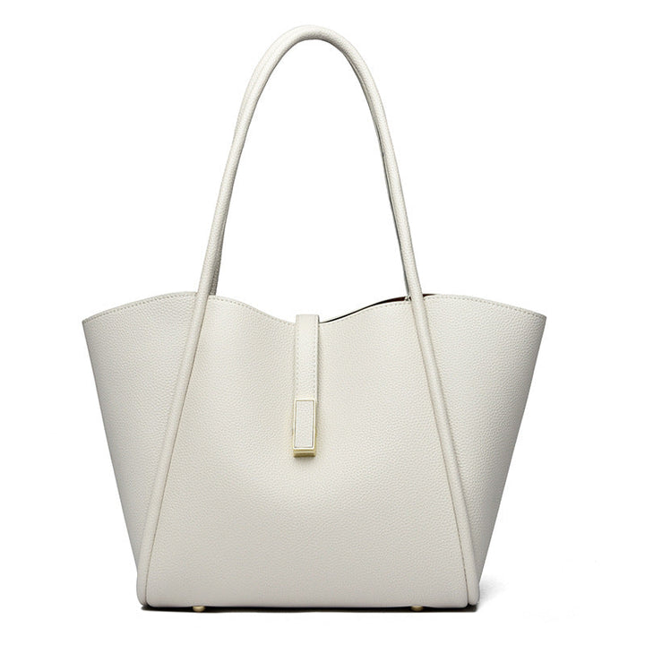 New 2024 Genuine Leather Tote Bag Commuter Large Capacity Classic Versatile Portable Large Capacity Crossbody Bag for Commuters Glossy.pk