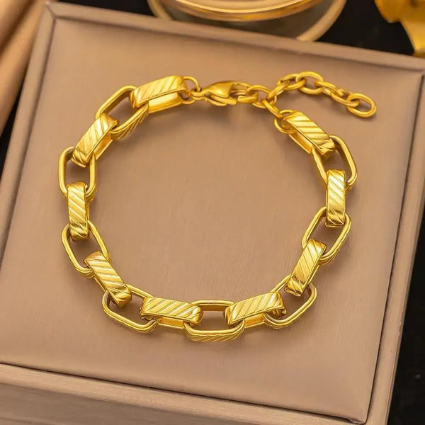 Cross-border European and American hot-selling style love heart-shaped double-layer new bracelet stainless steel fashion hand jewelry versatile and trendy Glossy.pk