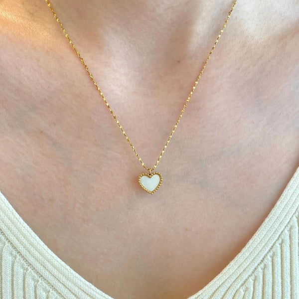European and American new beads, beads, love hearts, gray shells, white shells, star sand, starry clavicle chain, titanium steel plated with 18K gold, do not fade