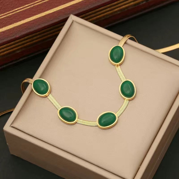Titanium steel emerald geometric necklace high-grade cold style clavicle necklace fashion temperament accessories do not fade 34 Glossy.pk