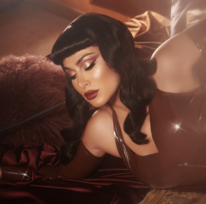 Huda Beauty Naughty Nude Eyeshadow Palette Huda Beauty