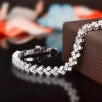 European and American ultra-flashing zirconia roman bracelet 2024 new women's niche design sense diamond delicate Cuban hand jewelry