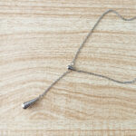 The new popular titanium steel necklace women's light luxury versatile niche pendant clavicle chain necklace high-end design accessories Glossy.pk