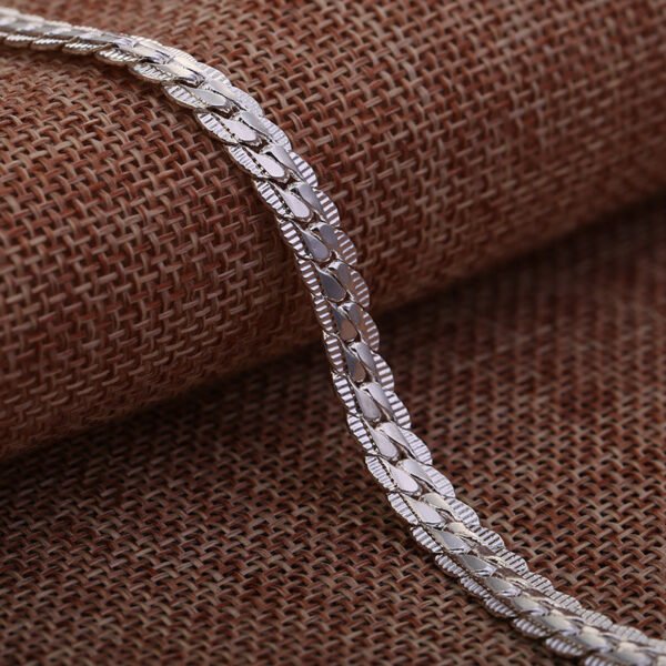 Twisted Bracelet — Modern Chain Look product photo 3 | Glossy.pk Pakistan