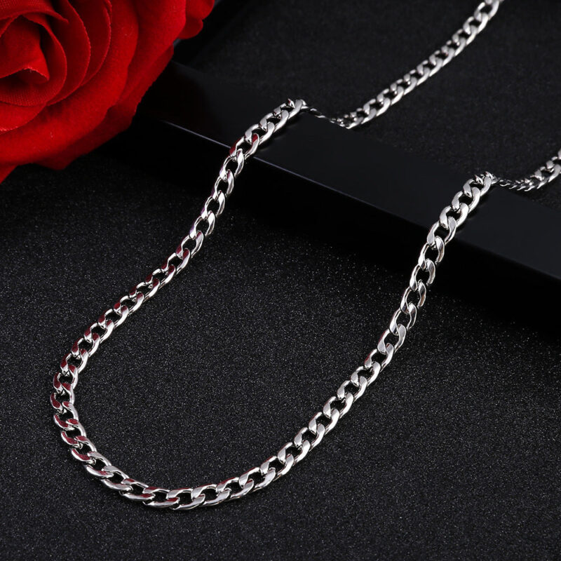 Titanium steel does not fade thick chain Cuban chain necklace men's fashion brand hiphop Europe and the United States simple 6MM sweatshirt chain accessories Glossy.pk