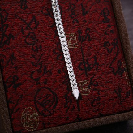 Sino-European and American jewelry twisted silver-plated bracelet eBay foreign trade fashion jewelry factory spot wholesale