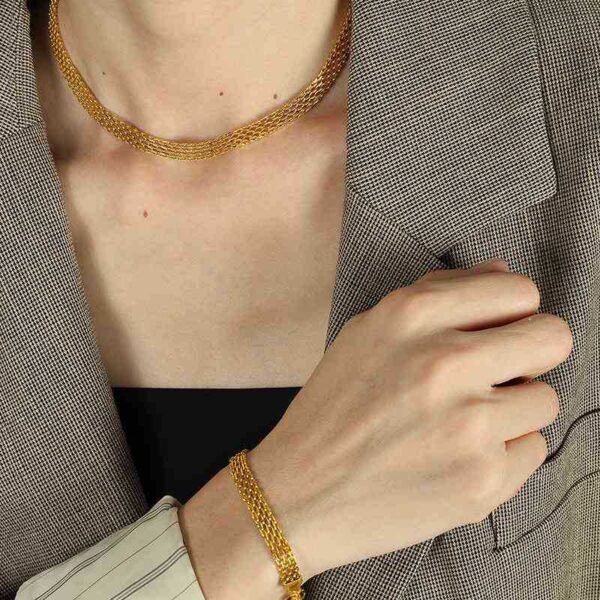 Mesh Chain Necklace & Bracelet Set — Light Luxury — jewellery from Glossy.pk, Pakistan