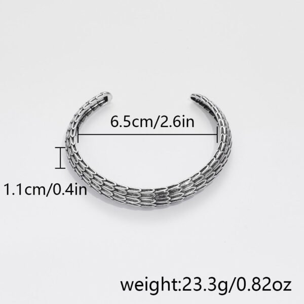 Retro Dragon-Scale Adjustable Bracelet product photo 4 | Glossy.pk Pakistan