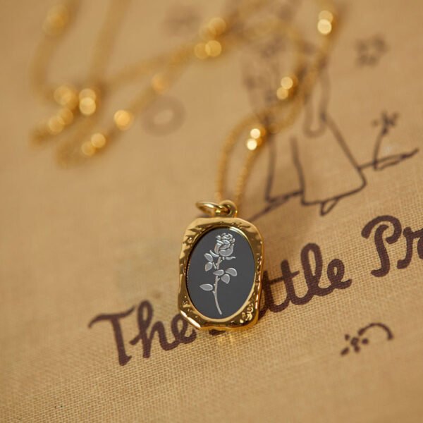 Rose‑Tone Clavicle Pendant Necklace product photo 4 | Glossy.pk Pakistan