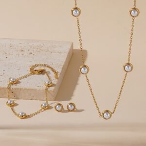 Vintage Pearl-Look Jewellery Set (3-piece)