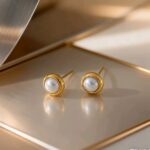 New vintage pearl jewelry set is a fashionable and versatile workplace commuter accessory necklace bracelet earrings set of three - Image 4