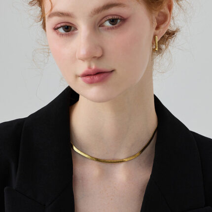 2024 new 18K gold high-end gold snake bone chain anklet, women's ins, cold wind, simple forest, does not fade Glossy.pk