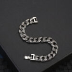 In China, Europe and the United States, fashion creativity, TEMU's new trend, personality, striped men's bracelet, hip-hop trend, wearing hand accessories