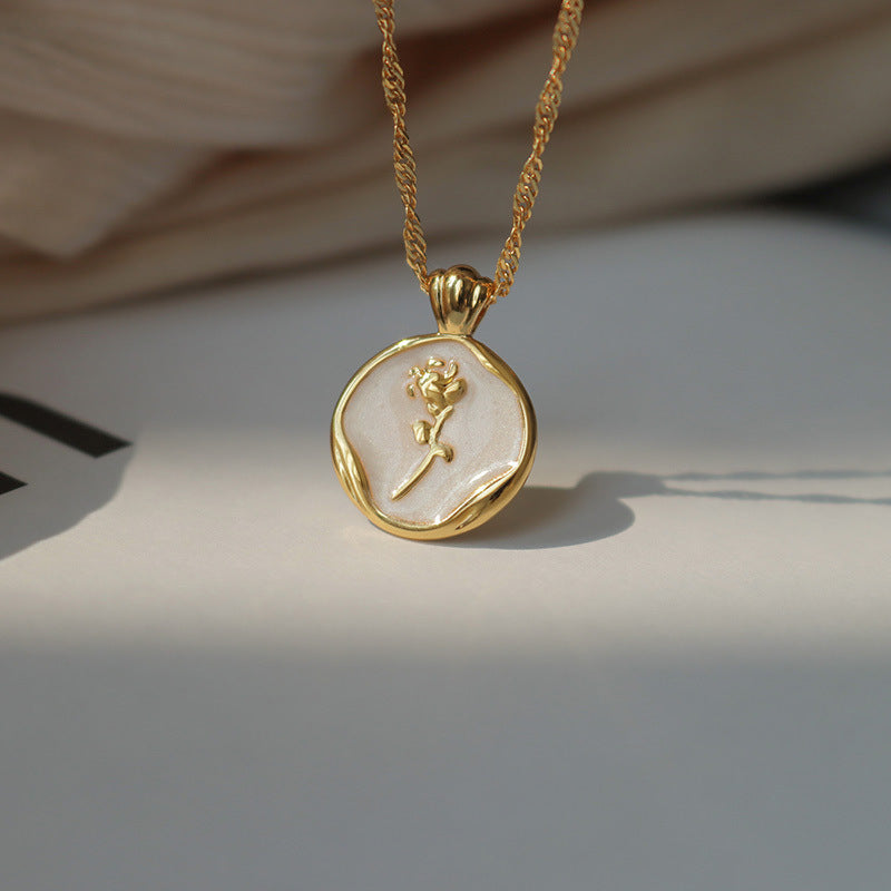European and American cross-border wholesale Denice white enamel rose necklace French niche retro sweater chain does not fade