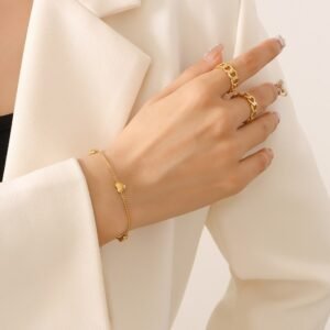 Heart-accented Necklace & Bracelet Set product photo 3 | Glossy.pk Pakistan