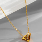 D letter necklace women's niche design sense is simple Internet celebrity temperament light luxury necklace pendant clavicle chain does not fade Glossy.pk