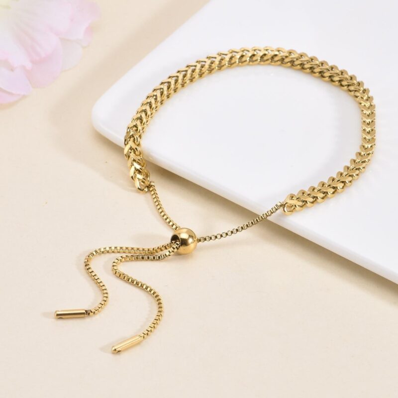 European and American popular wholesale design sense pull-out braided titanium steel bracelet in niche design does not fade hand ornament female girlfriend Glossy.pk