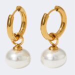 European and American simple French style retro romantic pearl pendant earrings gentle wind titanium steel plated 18K real gold earrings for women