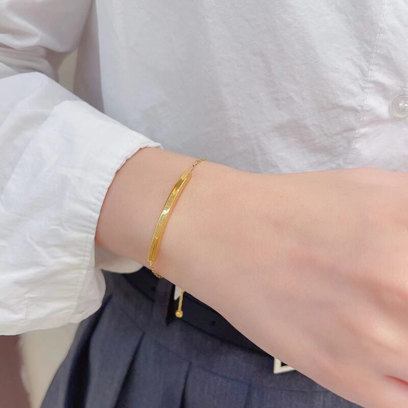 Titanium steel non-fading bracelet women's ins niche simple adjustable new cold style personality retro exquisite wholesale Glossy.pk