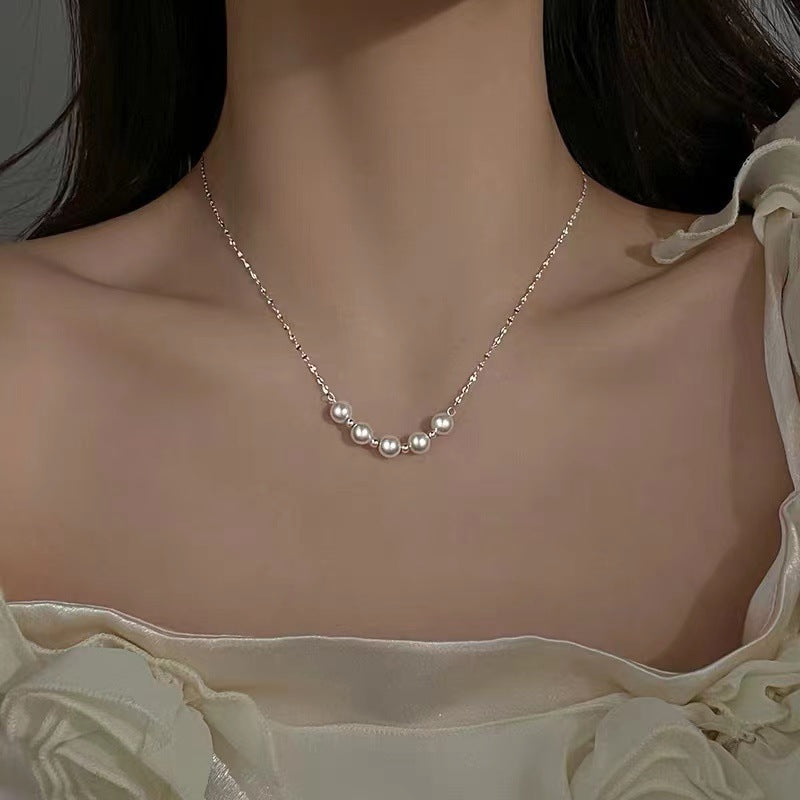 2024 new titanium steel necklace niche high-end light luxury clavicle chain fashion versatile smile pearl necklace women's summer Glossy.pk